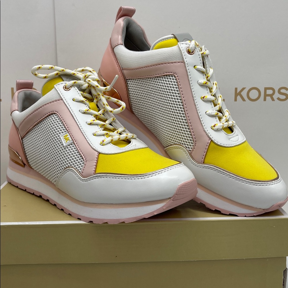 Michael Kors MADDY TRAINER
NET MESH
49SOMAFS1D Sneakers Athletic Optic White - Picture 4 of 16